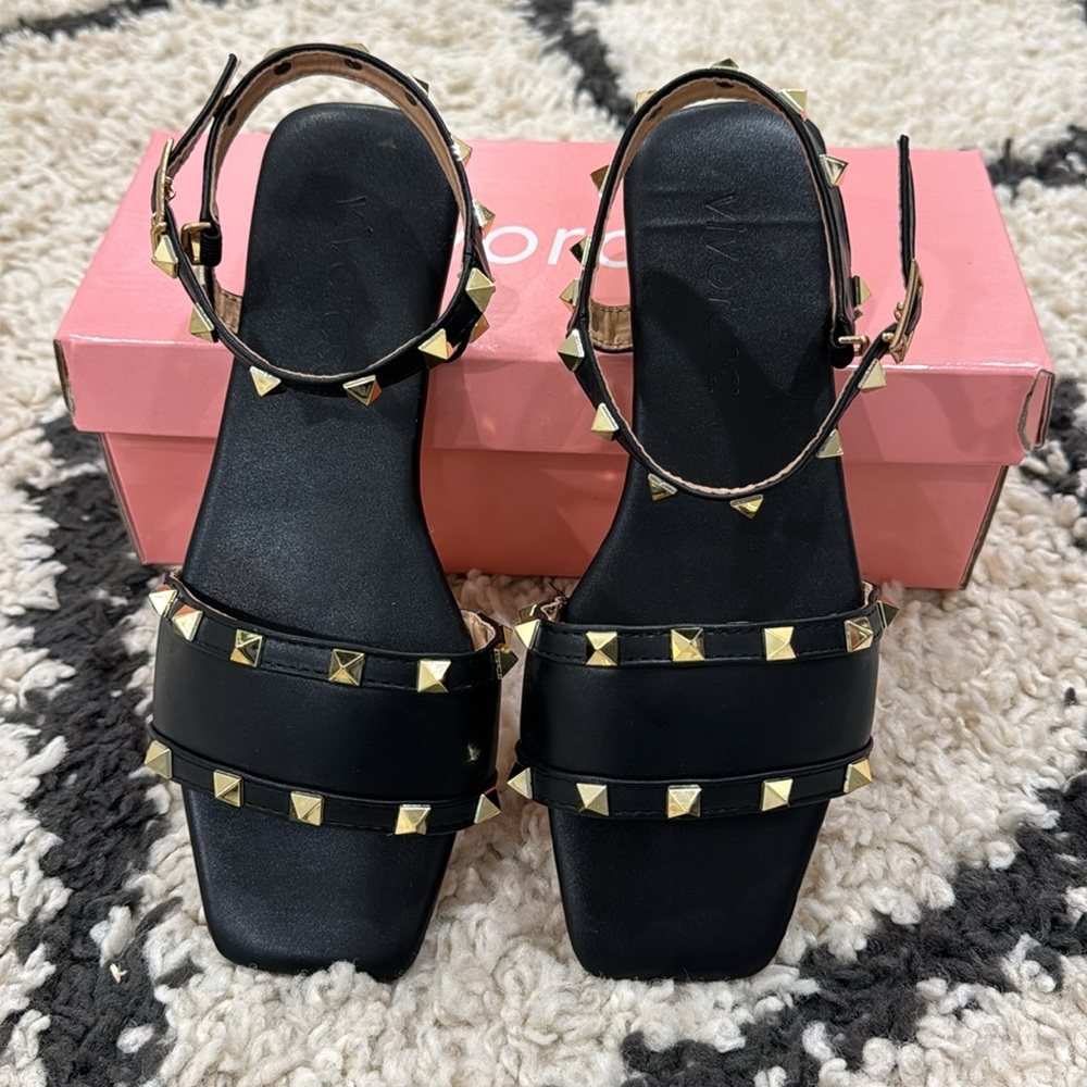 Studded flats - Picture 3 of 7